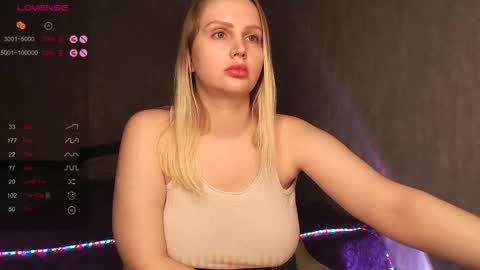 WEELCOMEEEEEEEEEE online show from October 4, 2025, 8:51 pm