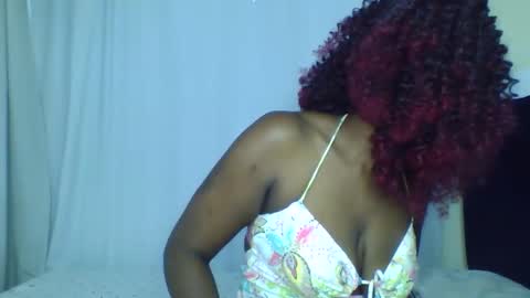 nutgal online show from November 10, 2025, 8:35 am