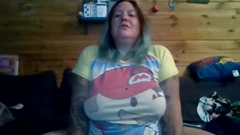 Snapshot of nutmegmatee chatting on October 30, 2025, 2:24 am nutmegmatee online show from October 30, 2025, 2:24 am