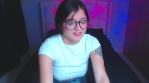 NyahMackenzie online show from December 26, 2024, 7:05 pm