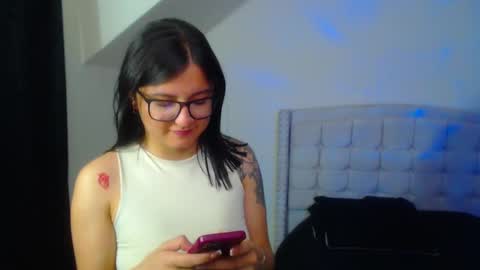 NyahMackenzie online show from February 26, 2025, 5:17 pm