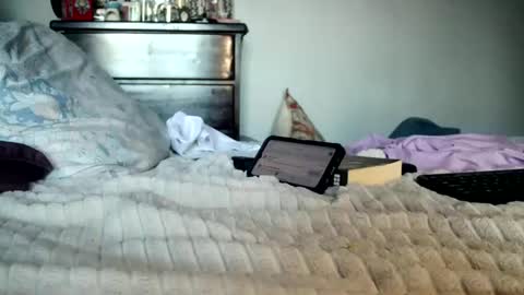 KN online show from September 22, 2025, 7:49 pm