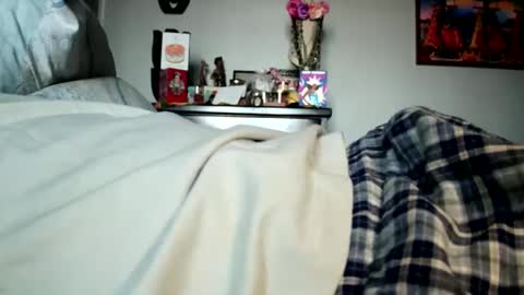 KN online show from February 25, 2026, 7:01 pm