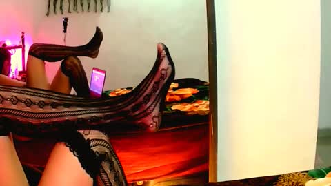 Scarlett online show from November 26, 2025, 3:35 pm