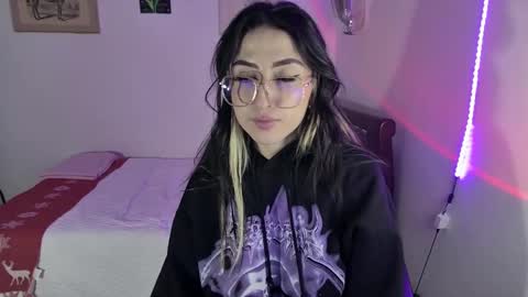 Frida online show from December 10, 2024, 8:51 am