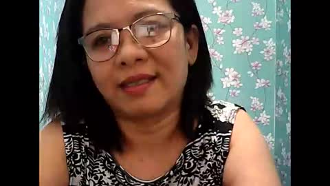 Snapshot of nymphoangel2022 chatting on December 14, 2025, 7:47 am I am your angel online show from December 14, 2025, 7:47 am