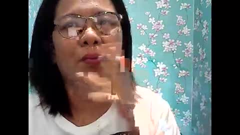 Snapshot of nymphoangel2022 chatting on December 15, 2025, 5:55 am I am your angel online show from December 15, 2025, 5:55 am