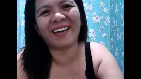 Snapshot of nymphoangel2022 chatting on March 26, 2026, 6:19 am I am your angel online show from March 26, 2026, 6:19 am