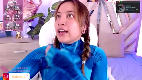 Alex   .    online show from September 25, 2025, 9:18 pm