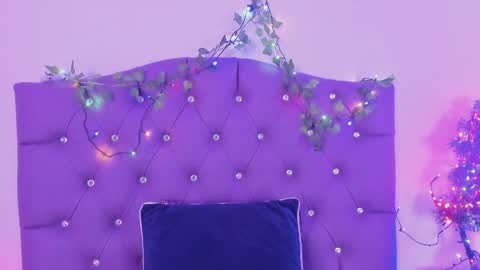   online show from December 18, 2024, 5:10 pm