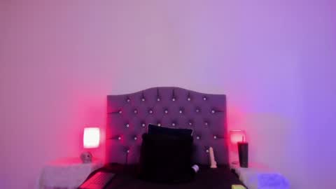   online show from February 6, 2025, 6:40 am