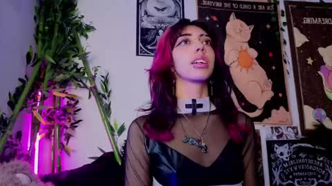 Snapshot of nyx_nayla chatting on April 16, 2026, 9:50 pm online show from April 16, 2026, 9:50 pm