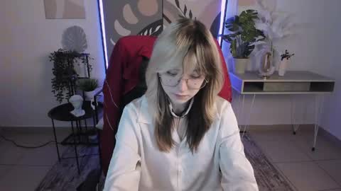 Snapshot of nyxcalderra chatting on June 6, 2026, 7:35 am Nyx online show from June 6, 2026, 7:35 am