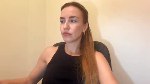 Anastasia online show from November 7, 2025, 8:25 am