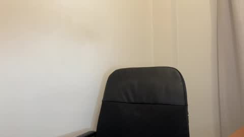 Snapshot of nyxelia_ chatting on May 28, 2026, 7:27 am Anastasia online show from May 28, 2026, 7:27 am