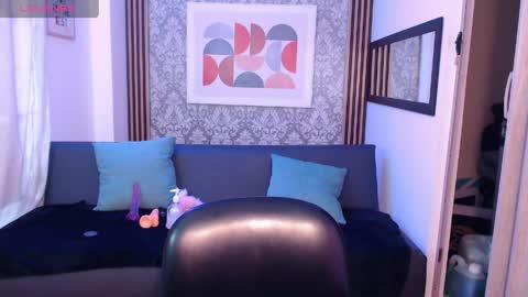 Nyxx  vala online show from April 17, 2026, 3:48 pm