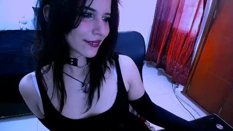 Snapshot of nyxxei chatting on June 5, 2026, 9:09 pm Nyxxei online show from June 5, 2026, 9:09 pm