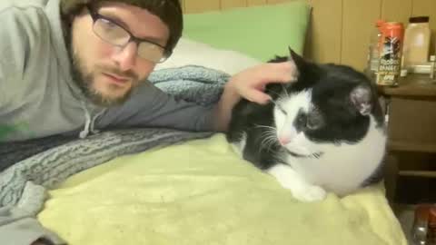 harvestmoon online show from April 13, 2026, 4:51 am