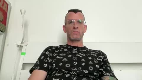 Jonathan Deep online show from April 20, 2026, 8:39 am