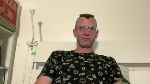 Jonathan Deep online show from April 20, 2026, 9:16 pm