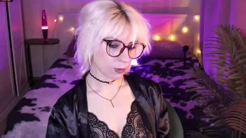 Moonlight online show from March 1, 2026, 8:05 am