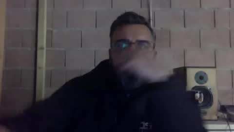 Snapshot of obelixx69xx chatting on February 25, 2026, 2:32 am obelixx69xx online show from February 25, 2026, 2:32 am