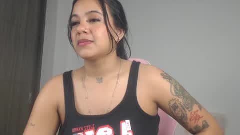 Snapshot of obeyval chatting on July 7, 2026, 7:45 am Vale online show from July 7, 2026, 7:45 am