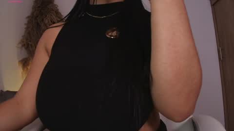 Snapshot of octavia_rouse chatting on April 25, 2026, 2:03 pm independent model online show from April 25, 2026, 2:03 pm