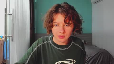 Evie online show from February 9, 2025, 1:25 pm