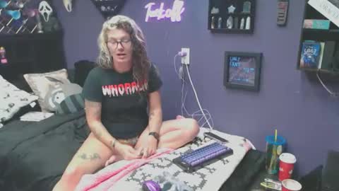 Oddy With A Body online show from October 24, 2025, 5:37 am