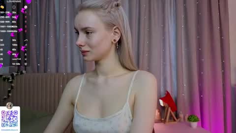 Snapshot of odeliagrace chatting on May 17, 2026, 4:32 am Agata online show from May 17, 2026, 4:32 am