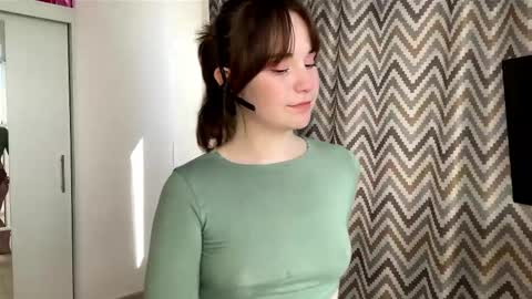Snapshot of odellabowman chatting on June 6, 2026, 7:24 am Night Odella Bowman Julia online show from June 6, 2026, 7:24 am