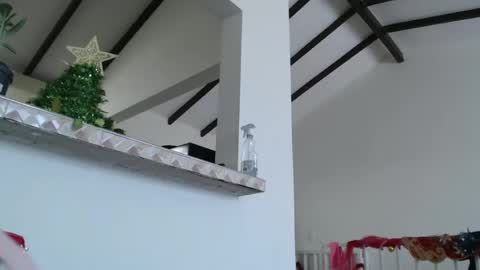 Val online show from December 26, 2024, 7:27 pm