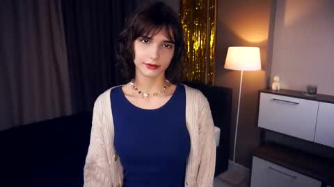 Snapshot of odettehatt chatting on February 28, 2025, 3:26 pm Thea online show from February 28, 2025, 3:26 pm