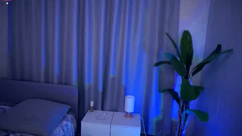 Snapshot of odettehatt chatting on October 17, 2025, 7:49 pm Thea online show from October 17, 2025, 7:49 pm