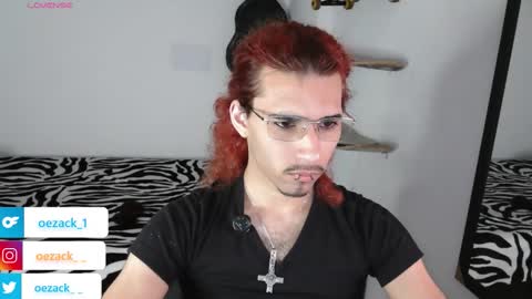 Snapshot of oezack__ chatting on October 30, 2025, 7:54 am Zack online show from October 30, 2025, 7:54 am