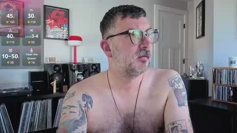 Snapshot of office_dad chatting on October 6, 2025, 6:38 pm Office Dad online show from October 6, 2025, 6:38 pm