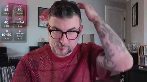 Snapshot of office_dad chatting on October 13, 2025, 6:41 pm Office Dad online show from October 13, 2025, 6:41 pm