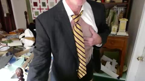 Office Briefs Mayhem online show from October 5, 2025, 11:13 pm