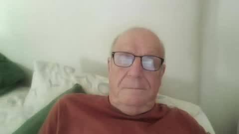 Snapshot of oggi95 chatting on June 29, 2026, 2:06 pm oggi95 online show from June 29, 2026, 2:06 pm