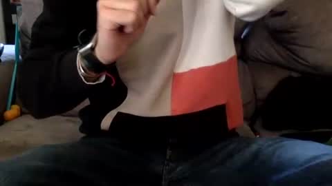 oggs48 online show from November 11, 2025, 2:28 pm