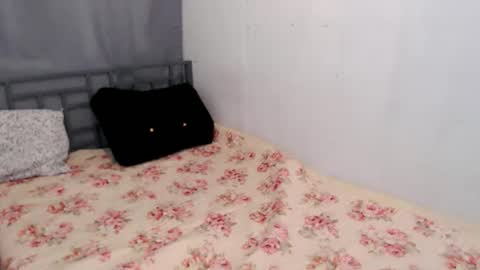 oh_my_lovingjoy online show from September 12, 2025, 3:45 pm