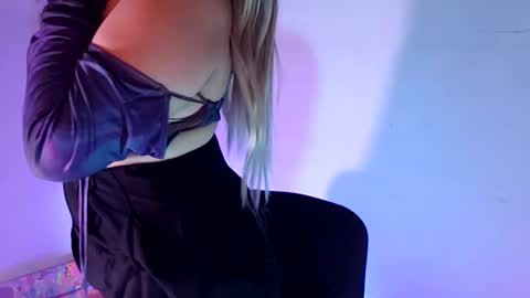 Oh xxxLt4 online show from February 1, 2025, 12:05 pm