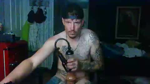 Snapshot of oh_you_know69 chatting on May 1, 2026, 8:19 am who dares toss me some tips lets have fun online show from May 1, 2026, 8:19 am
