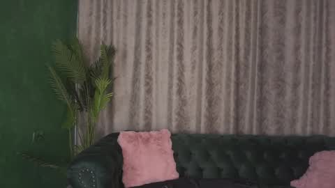 Julia online show from February 9, 2025, 5:40 am