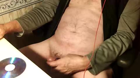 Snapshot of ohhhh_todd chatting on October 6, 2025, 4:10 am Todd online show from October 6, 2025, 4:10 am