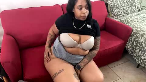 GOGIOBABE online show from March 9, 2026, 8:35 pm