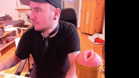 Chris online show from September 26, 2025, 2:21 pm