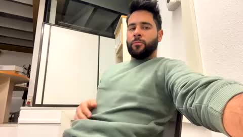 ohmaig0t online show from January 16, 2025, 7:07 am