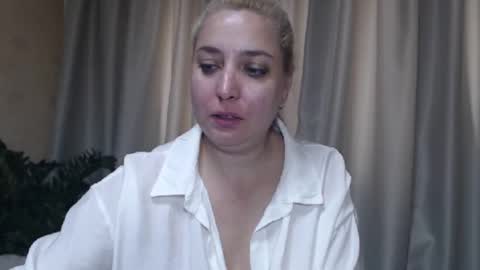 Iren online show from September 13, 2025, 6:46 am